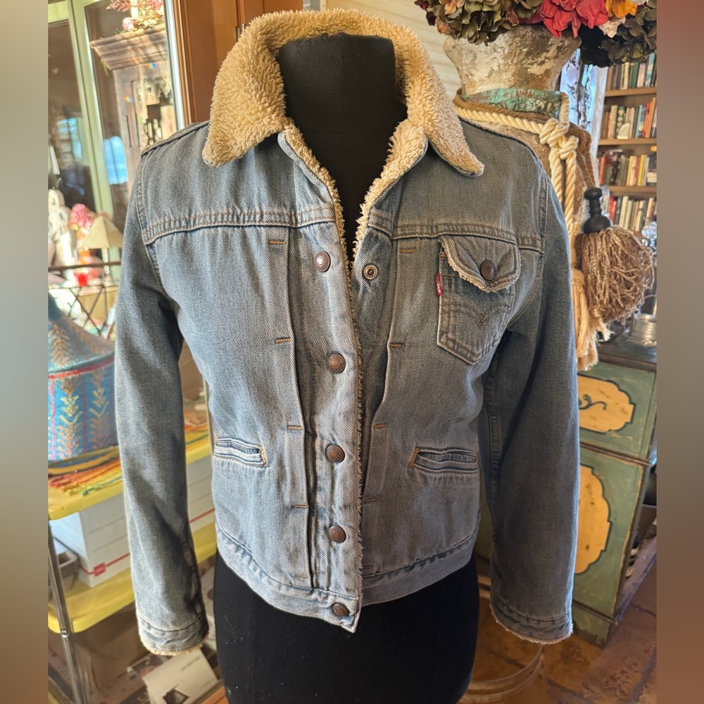 Vintage Levi jr medium Jean jacket